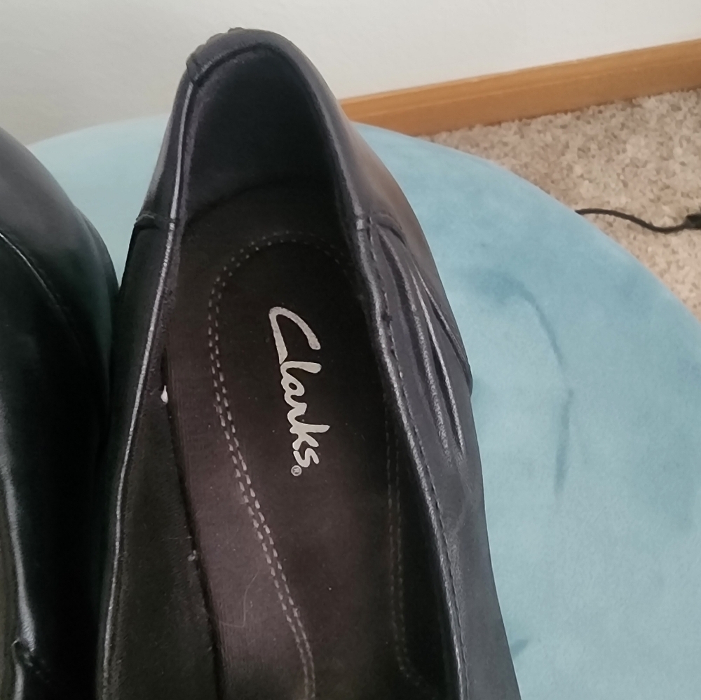 Clark's Emily Women's Black Slip On Leather Block Heel Size 9W - Picture 7 of 13